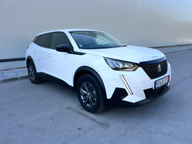 Peugeot 2008 1.2i АВТОМАТ EAT8, снимка 3 - Автомобили и джипове - 52033057