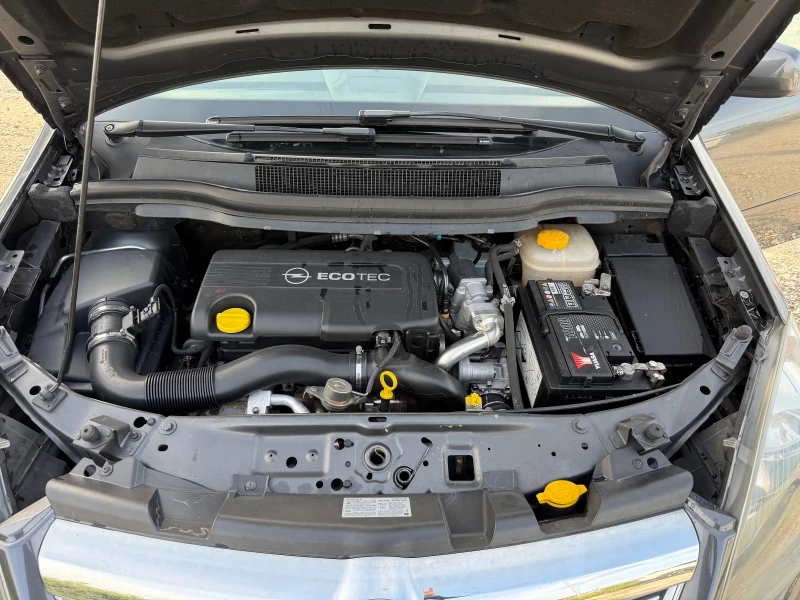 Opel Zafira 1.7CDTI, снимка 9 - Автомобили и джипове - 52041361