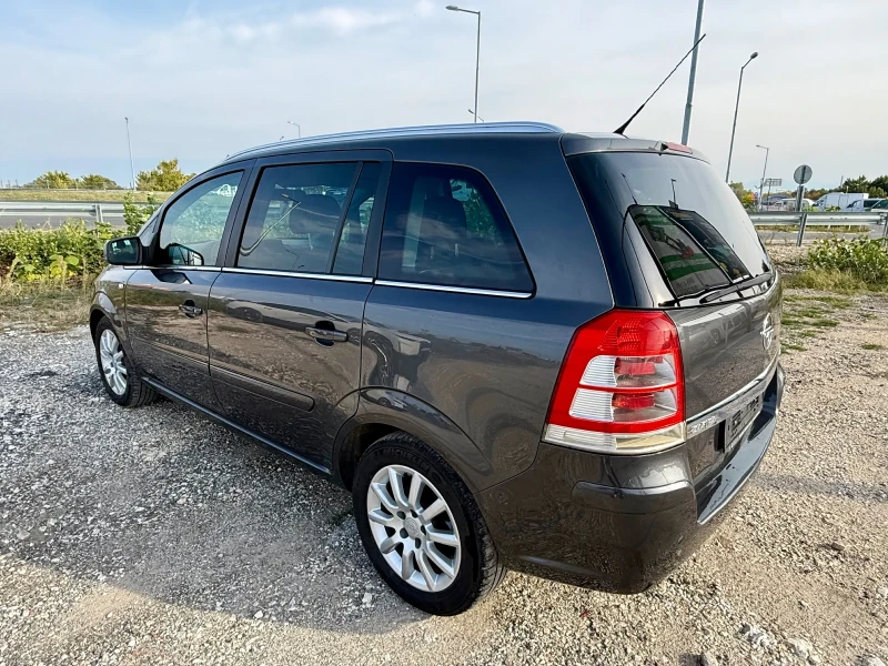 Opel Zafira 1.7CDTI, снимка 5 - Автомобили и джипове - 52041361