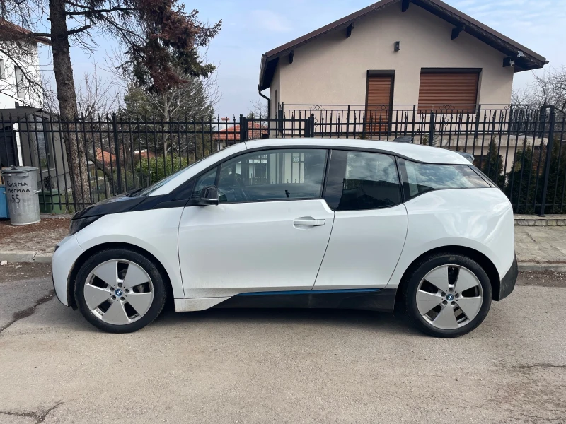 BMW i3 94 Ah, камера, голям екран с Apple carplay, снимка 2 - Автомобили и джипове - 53037958