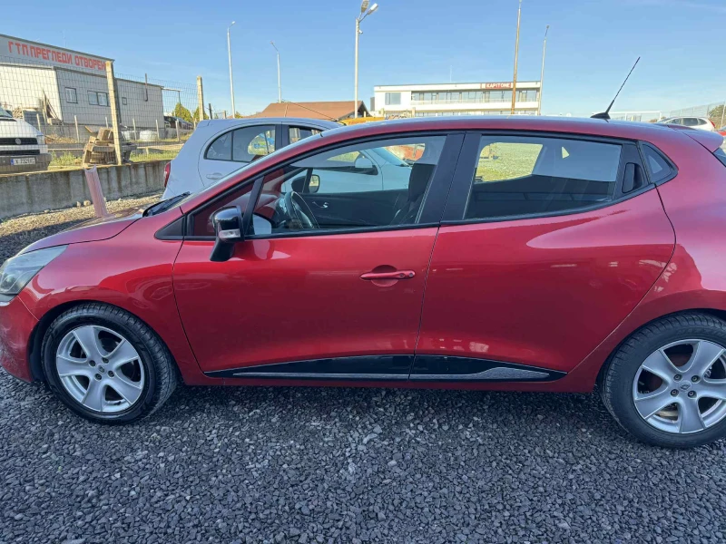 Renault Clio, снимка 5 - Автомобили и джипове - 52311959