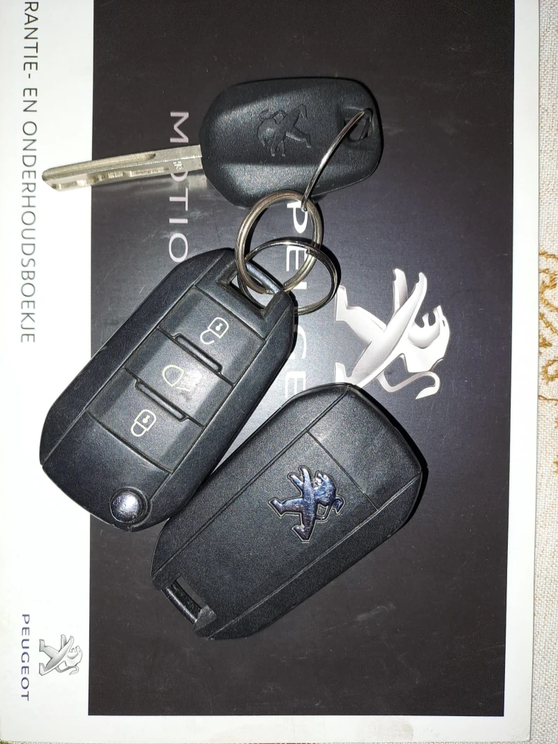 Peugeot 308, снимка 12 - Автомобили и джипове - 52450089