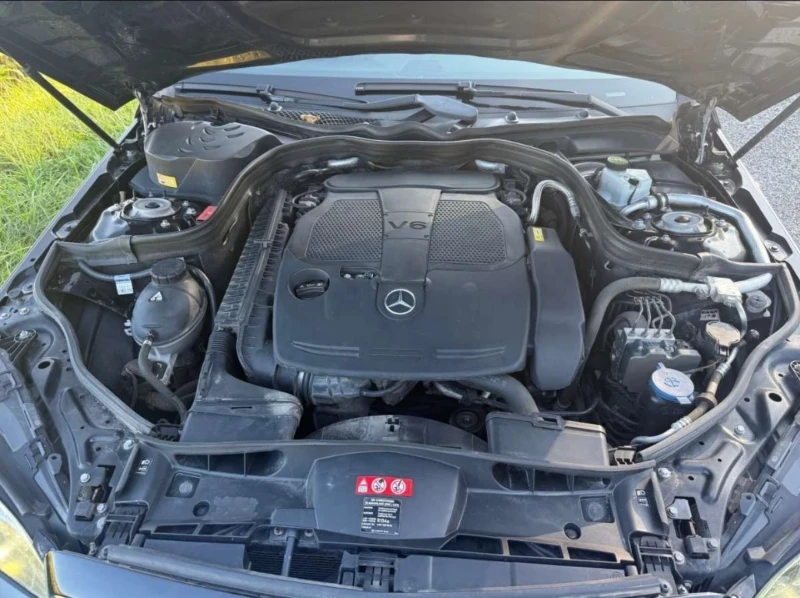 Mercedes-Benz E 300 3.5 L, снимка 11 - Автомобили и джипове - 52416361
