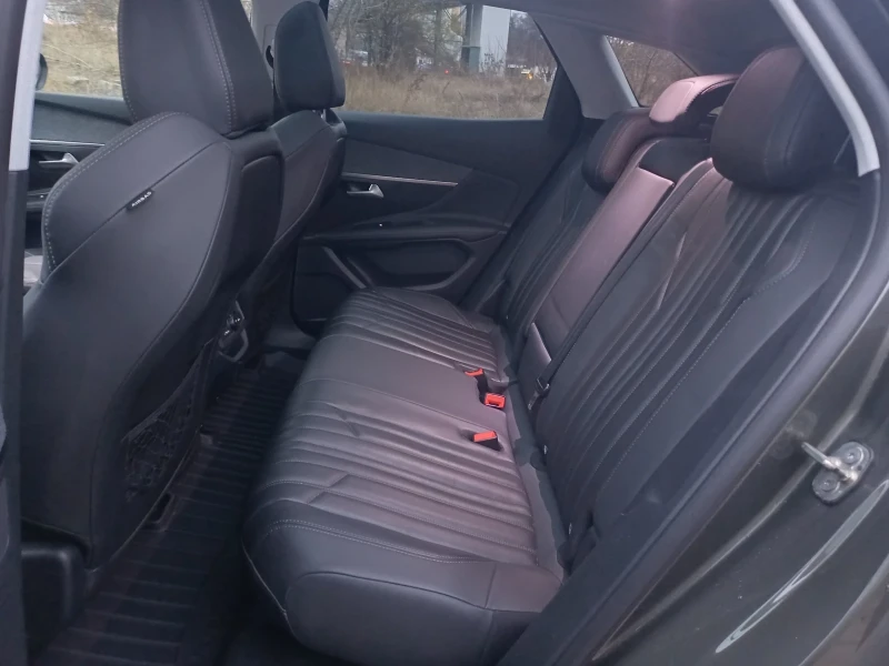 Peugeot 3008 1.6 HDI FULL, снимка 11 - Автомобили и джипове - 52654153