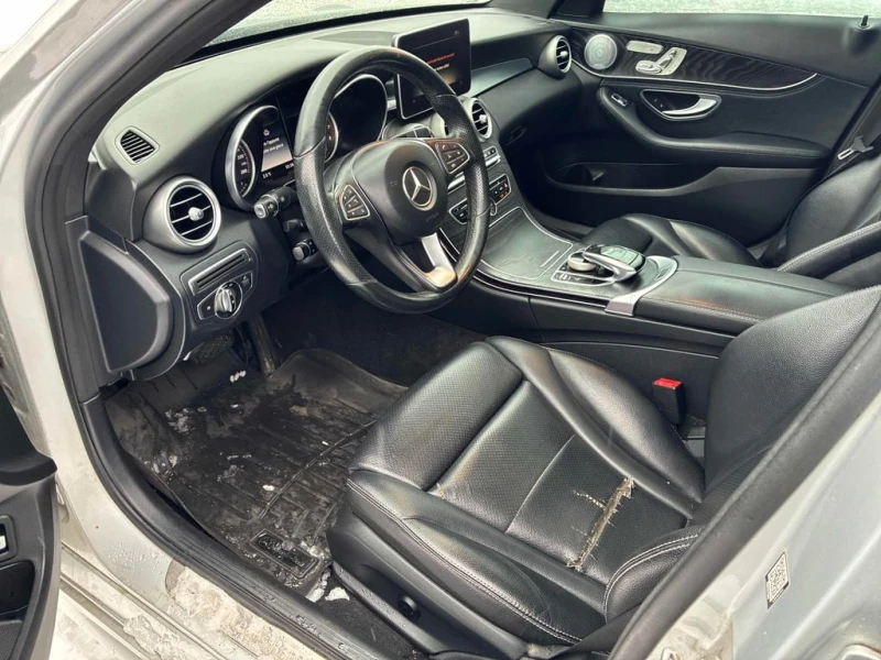 Mercedes-Benz C 400 * CARFAX * БЕЗ ПЪРВОНАЧАЛНА ВНОСКА, снимка 5 - Автомобили и джипове - 53089201