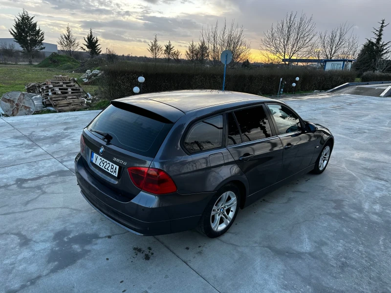 BMW 320 АВТОМАТ/ТЕМПОМАТ/ПАРКТРОНИК, снимка 4 - Автомобили и джипове - 53329031