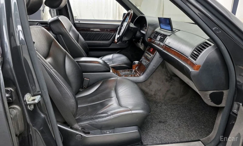 Mercedes-Benz S 320, снимка 11 - Автомобили и джипове - 53424122