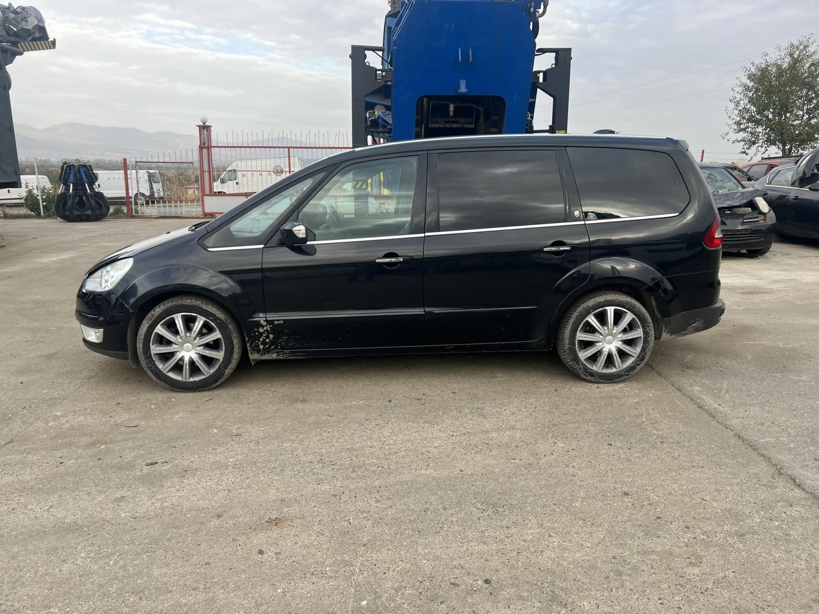 Ford Galaxy 2.0 - изображение 4