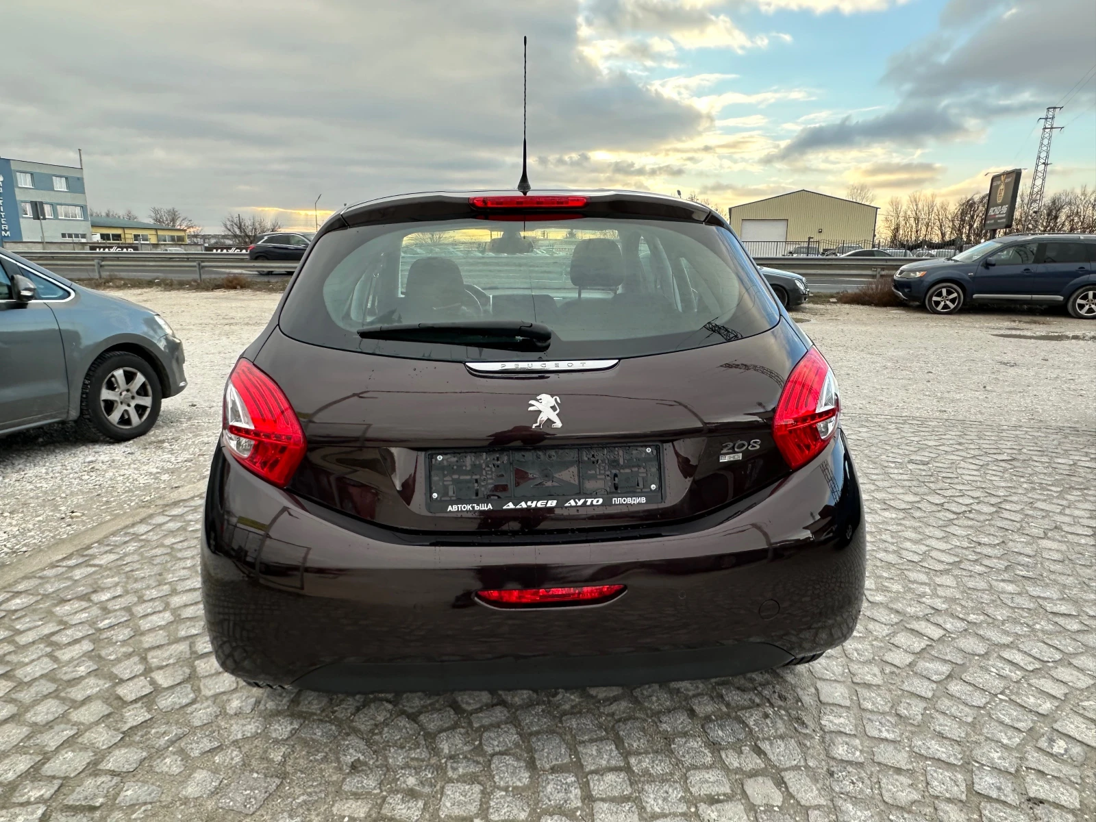 Peugeot 208 1.6 E-HDI#EURO 5#LED#КЛИМАТРОНИК#КРУИЗКОНТРОЛ - изображение 4