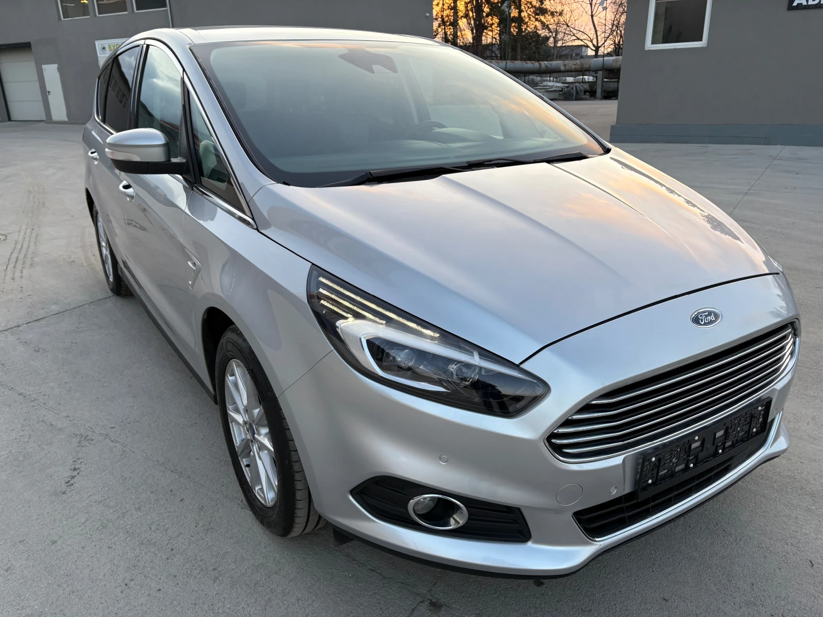 Ford S-Max Titanium 2.0diesel 180 Euro 6 Automatic Full Ext | Mobile.bg   12