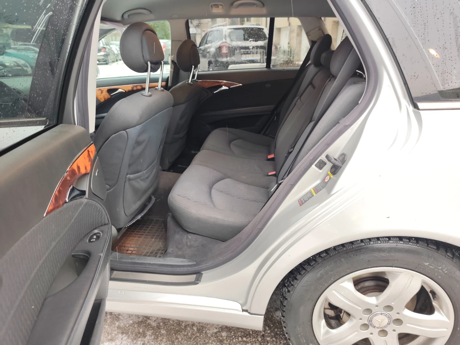 Mercedes-Benz E 270 2.7 CDI !���������!* �����������* !���!! | Mobile.bg � ����������� 13