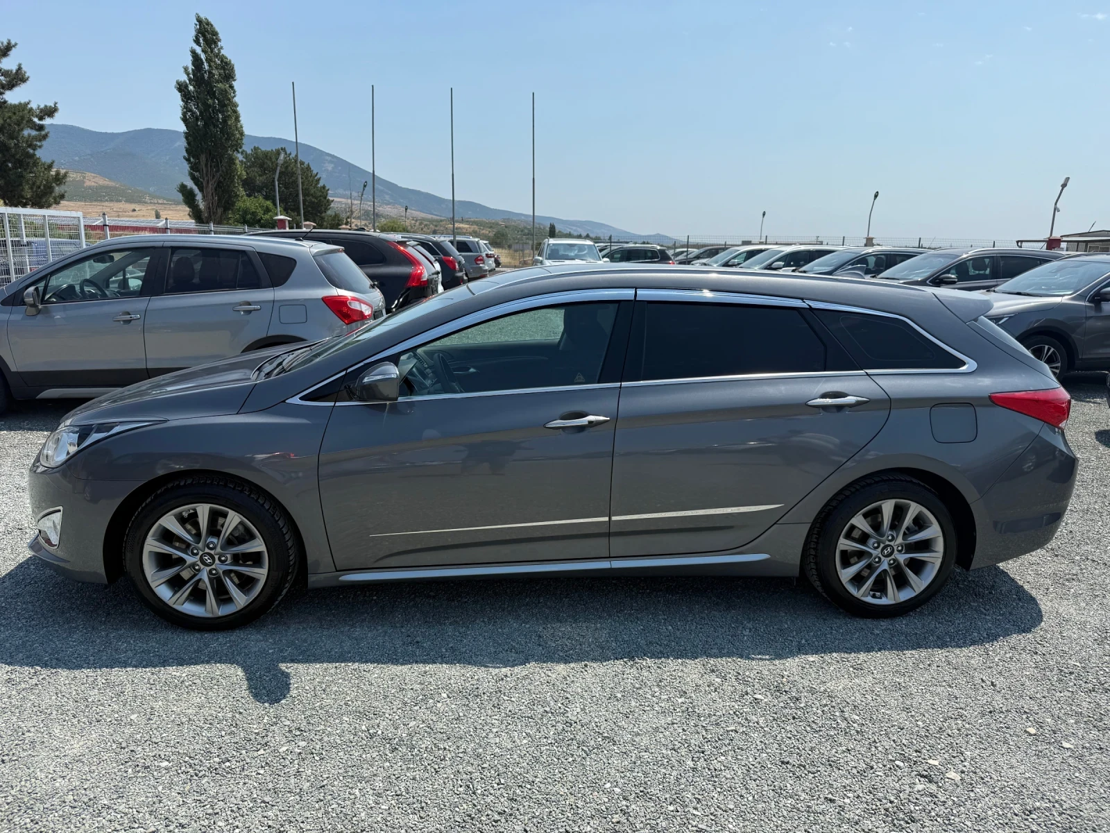 Hyundai I40 (KATO НОВА) - изображение 10