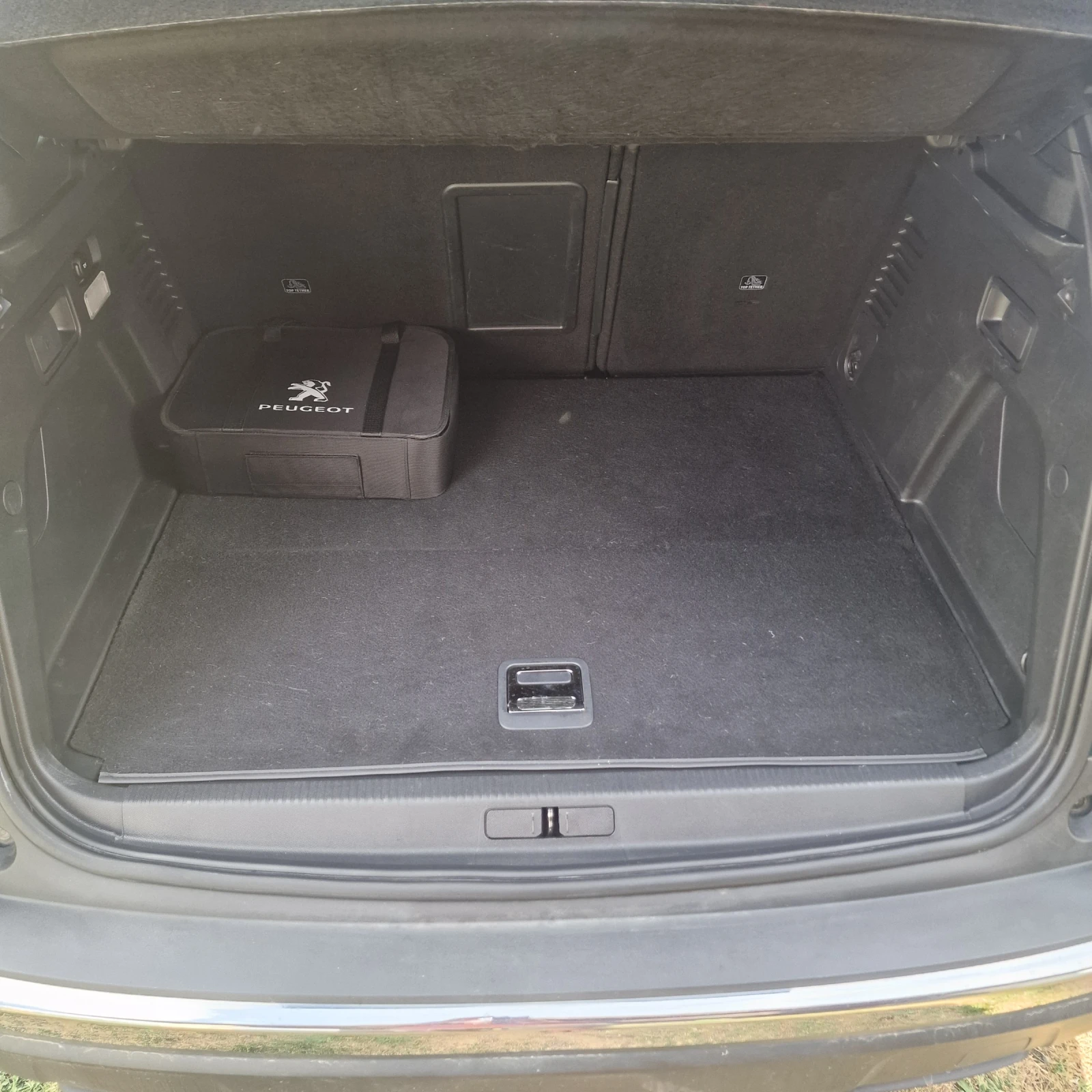 Peugeot 3008 1.6 plug-in 225kc. - изображение 10