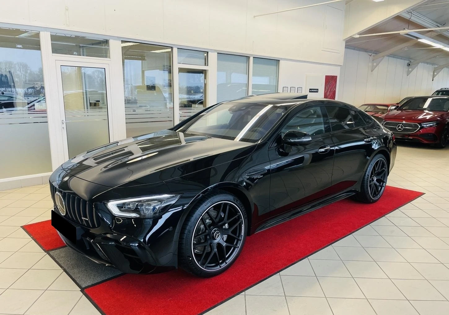 Mercedes-Benz AMG GT 43/4MATIC+ /BURMEST/NIGHT/360/ACTIVE RIDE/DISTRONI - изображение 3