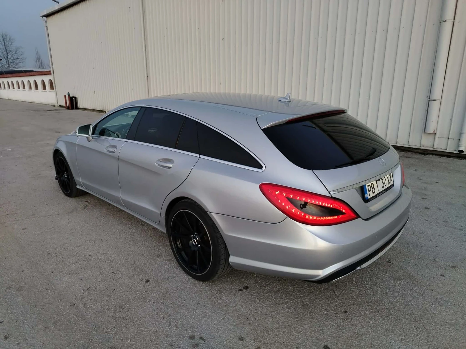 Mercedes-Benz CLS 350 AMG DISTRONIC MEMORY PODGREV 7G+ Harman+ Blind Spo, снимка 6 - Автомобили и джипове - 52852878