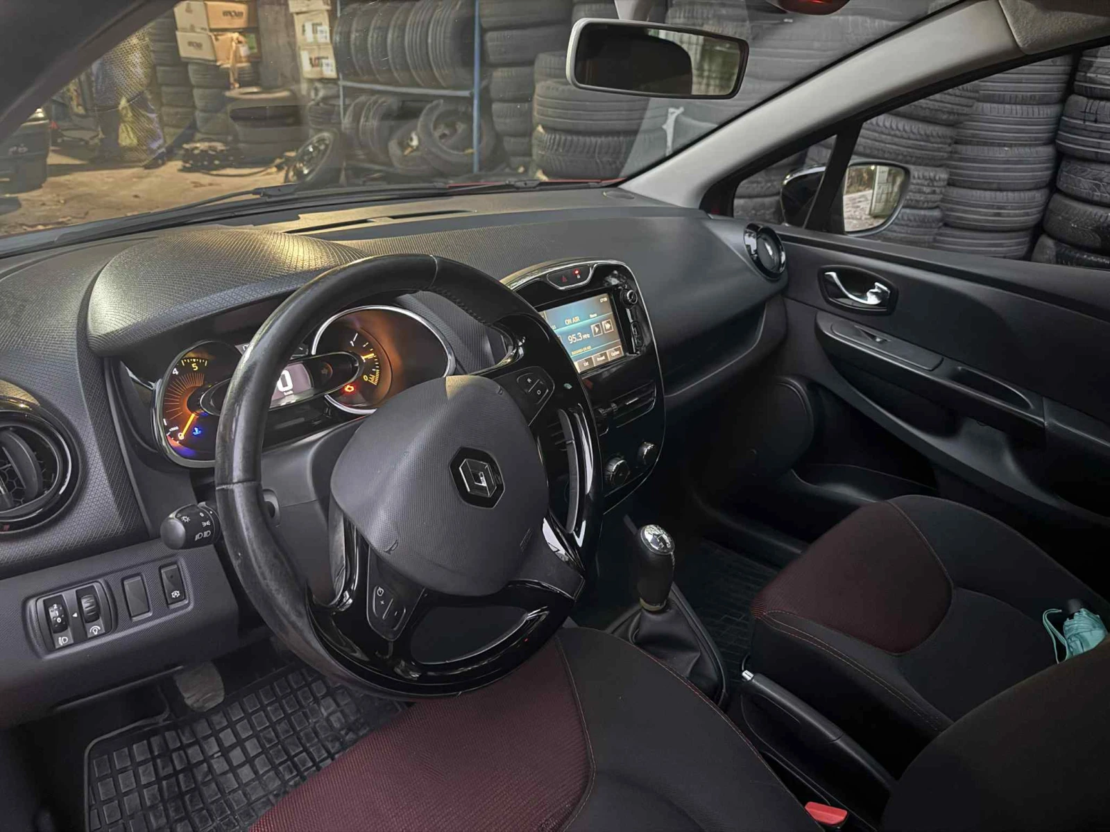 Renault Clio | Mobile.bg   2