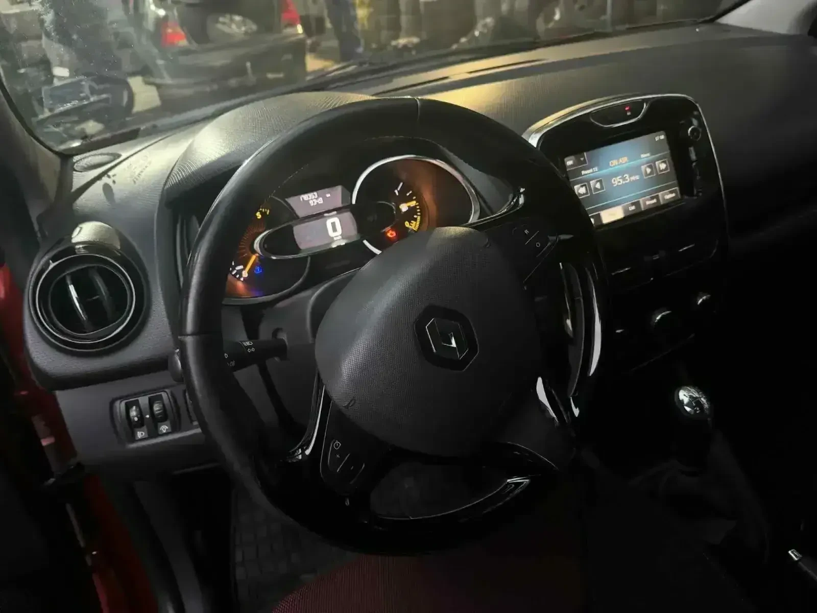 Renault Clio | Mobile.bg   1