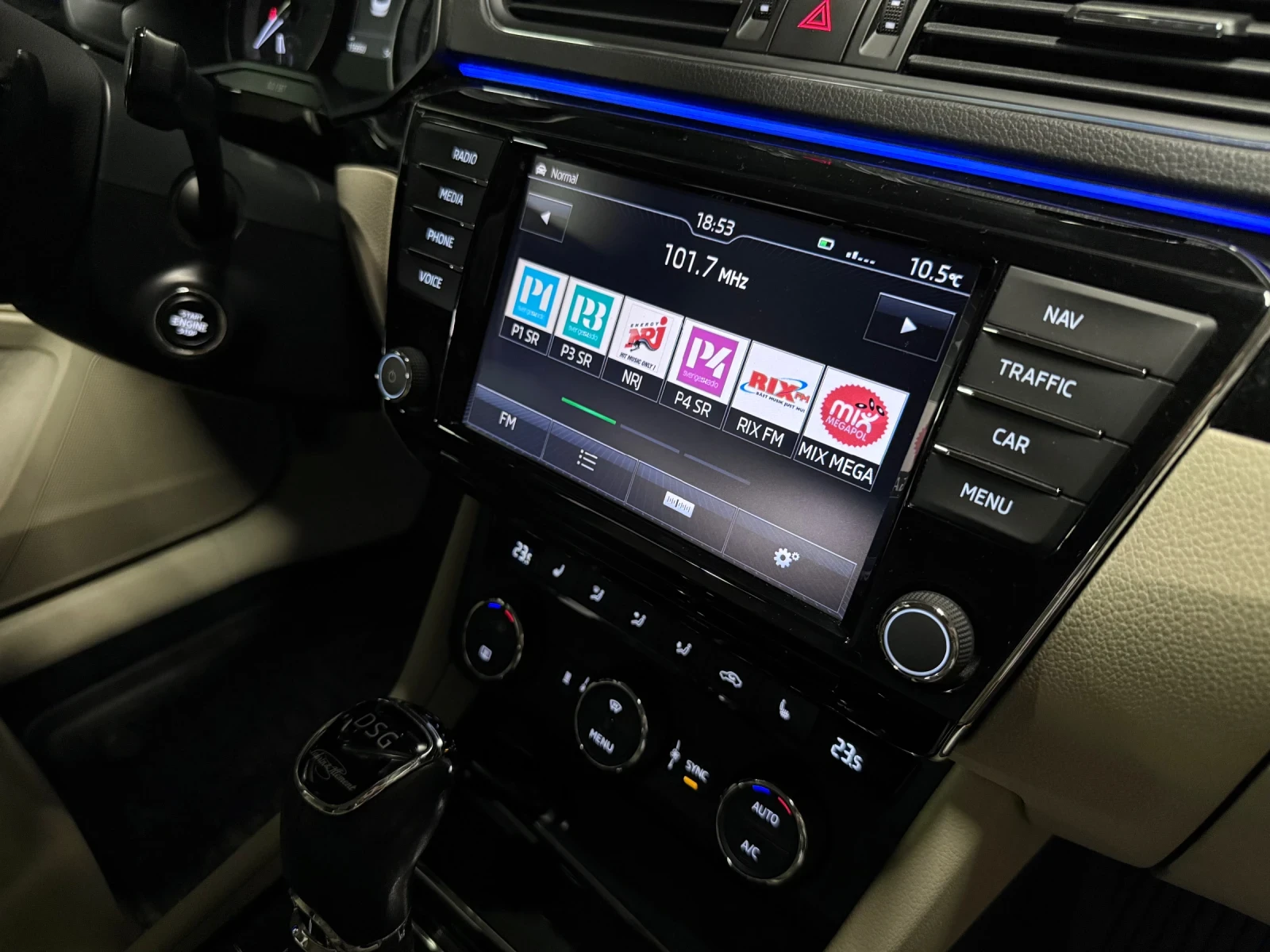 Skoda Octavia L&K 4x4  | Mobile.bg   11