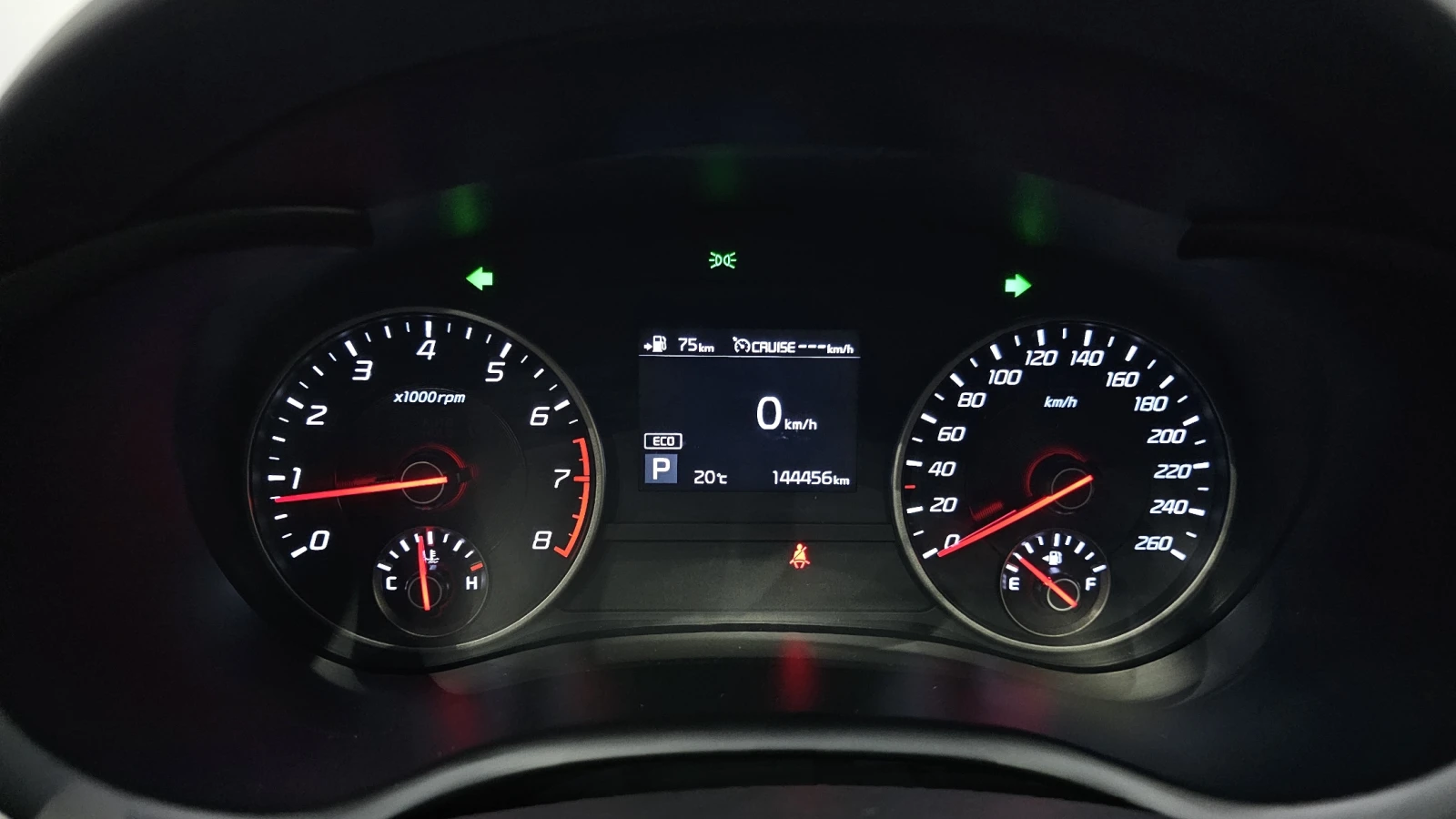 Kia Stinger 2.0T 2WD PLATINUM - изображение 7