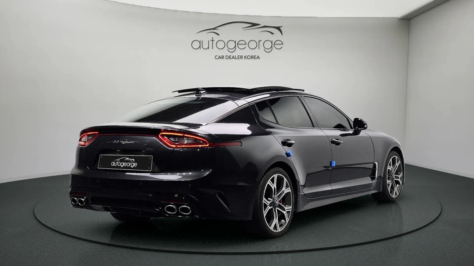 Kia Stinger 2.0T 2WD PLATINUM - изображение 2