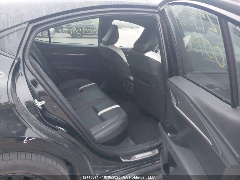 Toyota Camry  2.5 SE* HYBRID* AWD | Mobile.bg � ����������� 10