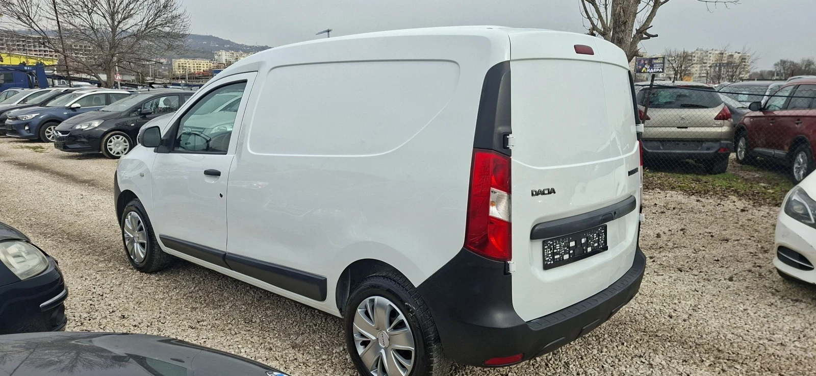 Dacia Dokker 1, 6 ���/������ | Mobile.bg � ����������� 4