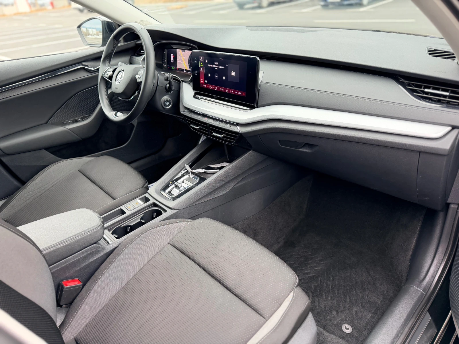 Skoda Octavia 2.0TDi-Лизинг през Уникредит , снимка 12 - Автомобили и джипове - 53537822