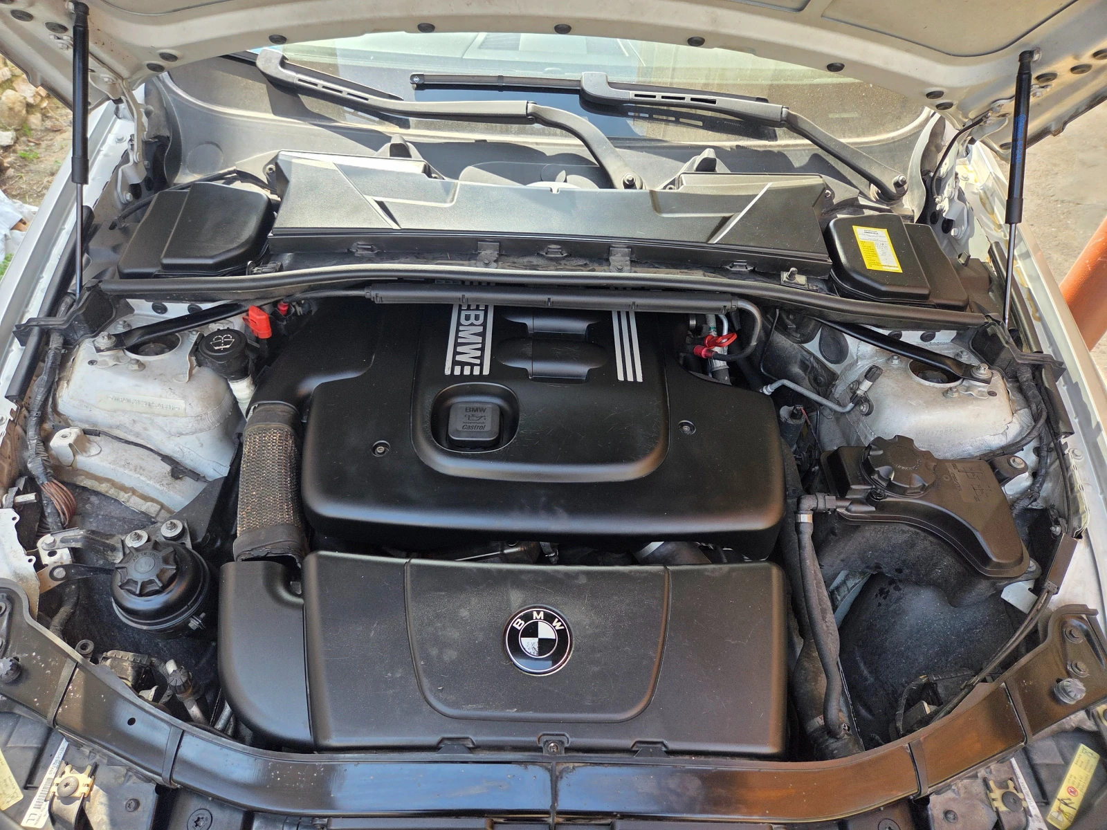 BMW 320 d 163 NAVI, снимка 12 - Автомобили и джипове - 53878307