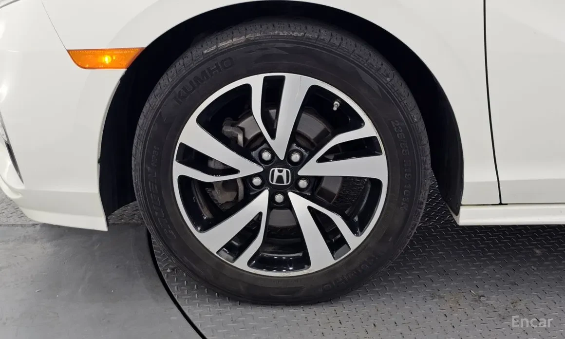 Honda Odyssey DISTRONIC / ОБДУХВАНЕ / ПОДГРЕВИ / ШИБИДАХ / TV, снимка 5 - Автомобили и джипове - 54008128