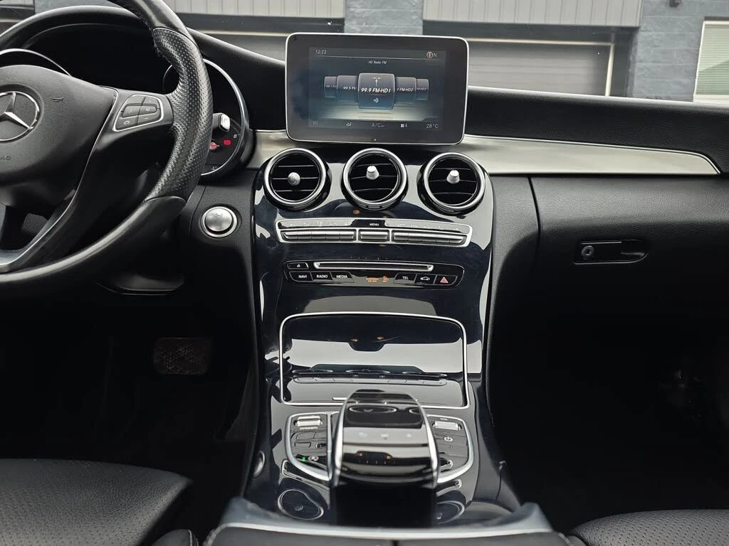 Mercedes-Benz C 300 * АвтоКредит * (ЦЕНА ДО БГ), снимка 14 - Автомобили и джипове - 54139177