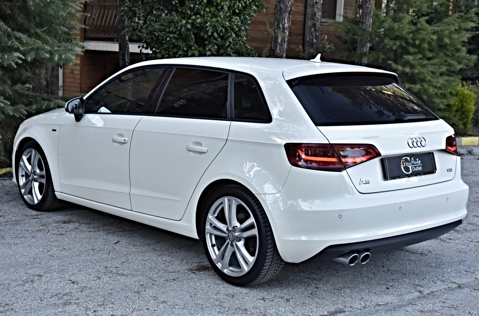 Audi A3 2.0  S-LINE PLUS , снимка 6 - Автомобили и джипове - 54140986