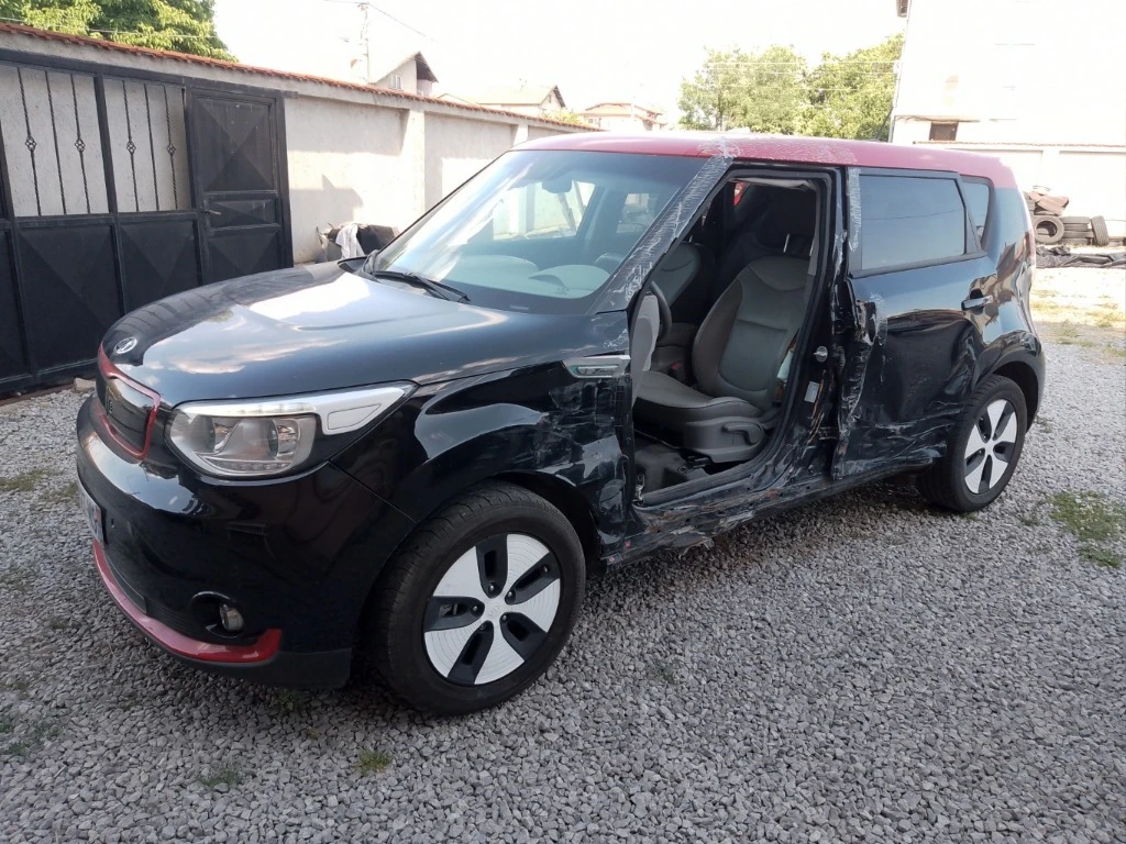 Kia Soul ELEKTRO, снимка 3 - Автомобили и джипове - 54169864