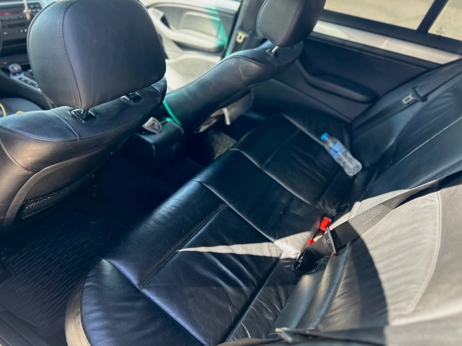 BMW 330 330д/ръчка/само на задно, снимка 7 - Автомобили и джипове - 54333112