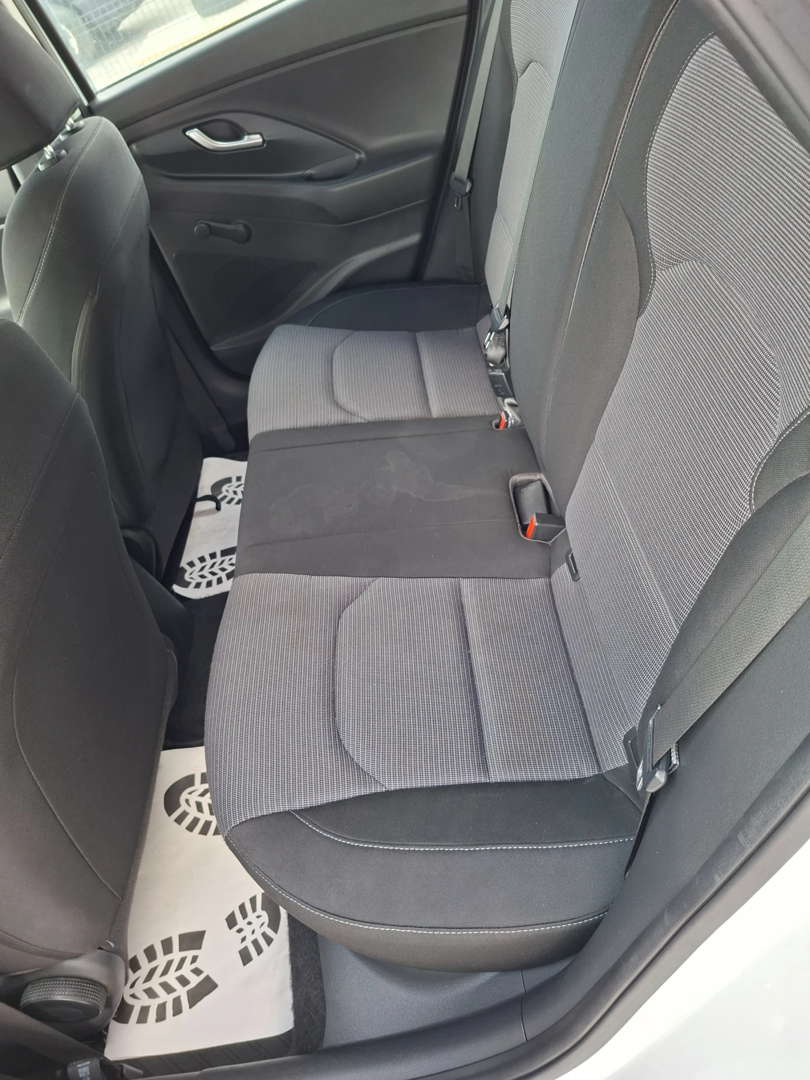 Hyundai I30 1.6d/116k.c. | Mobile.bg � ����������� 6