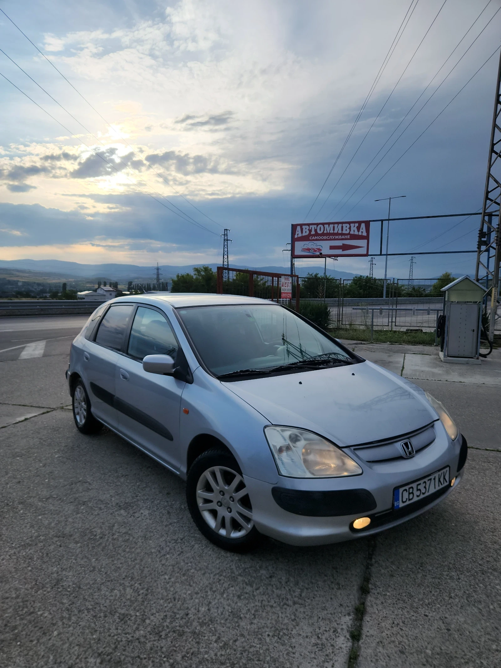 Honda Civic Газ-бензин , снимка 2 - Автомобили и джипове - 55124998