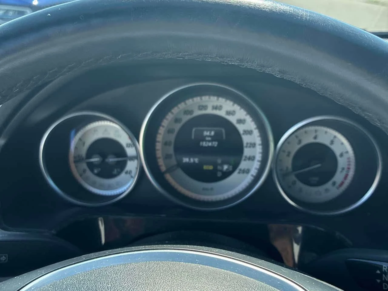 Mercedes-Benz E 300 * ГЛАВНО ПРЕДСТАВИТЕЛСТВО НА MERCEDES-BENZ, снимка 9 - Автомобили и джипове - 55380035