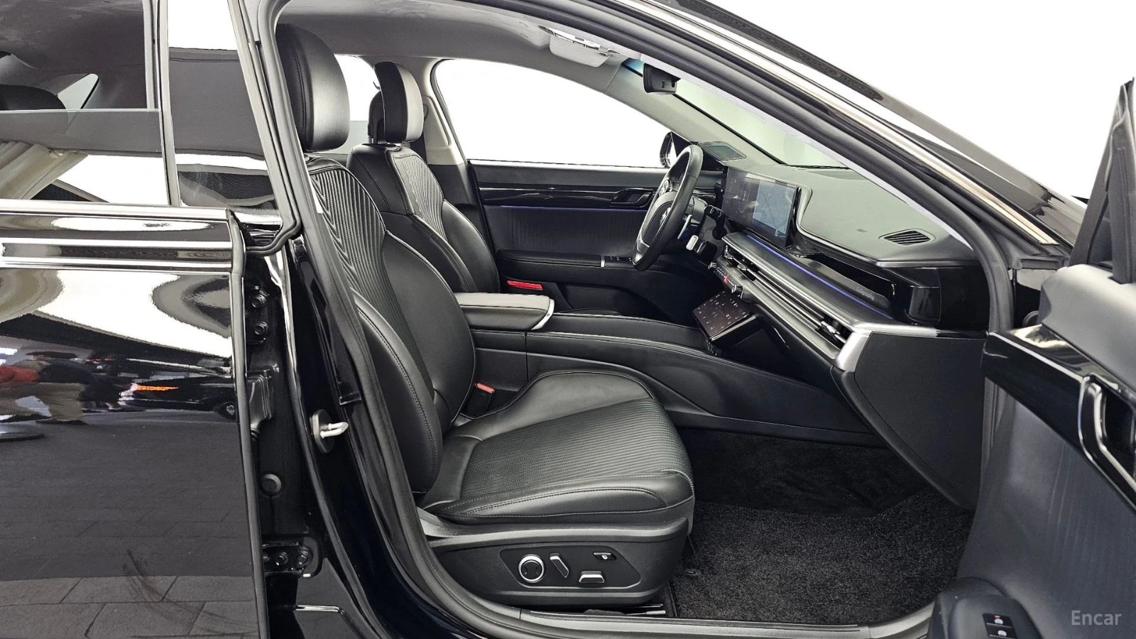 Hyundai Grandeur 3.5* Calligraphy* МАСАЖИ* ПОДГР* ОБДУХВ* 360* HUD*, снимка 10 - Автомобили и джипове - 55680079