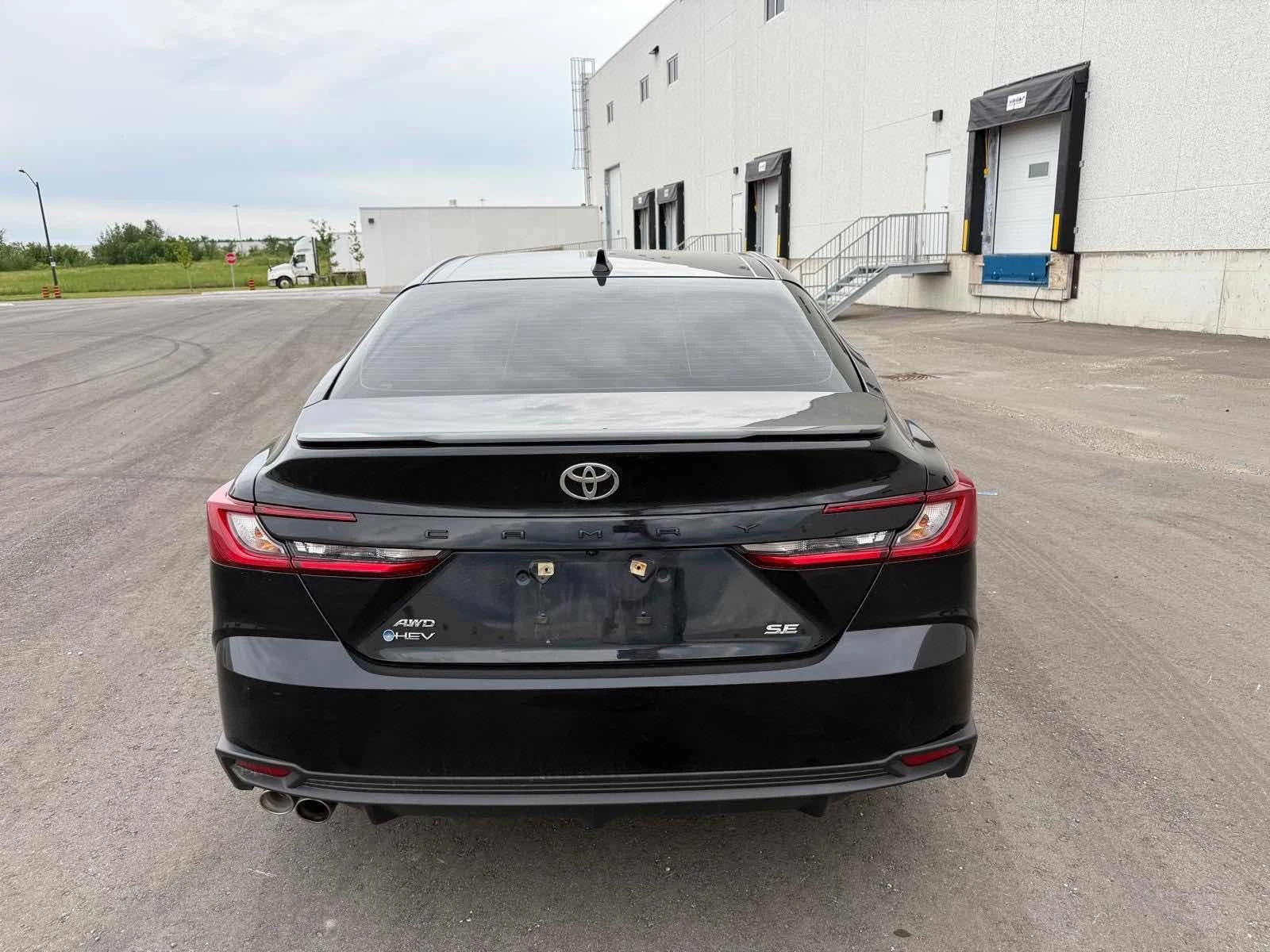 Toyota Camry CVT AWD | CARFAX | АВТОФИНАНСИРАНЕ, снимка 5 - Автомобили и джипове - 55961083