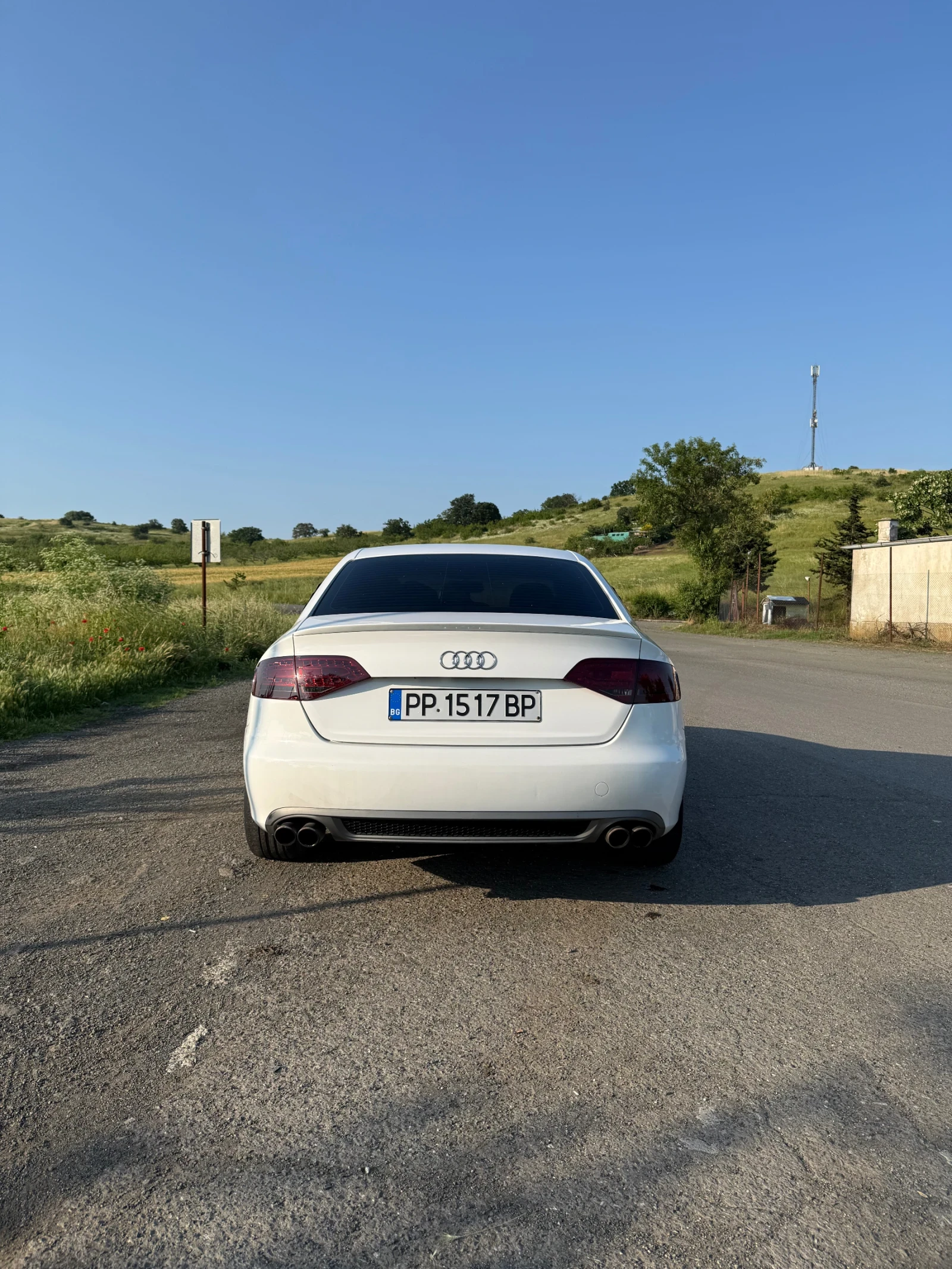 Audi A4, снимка 11 - Автомобили и джипове - 56040875