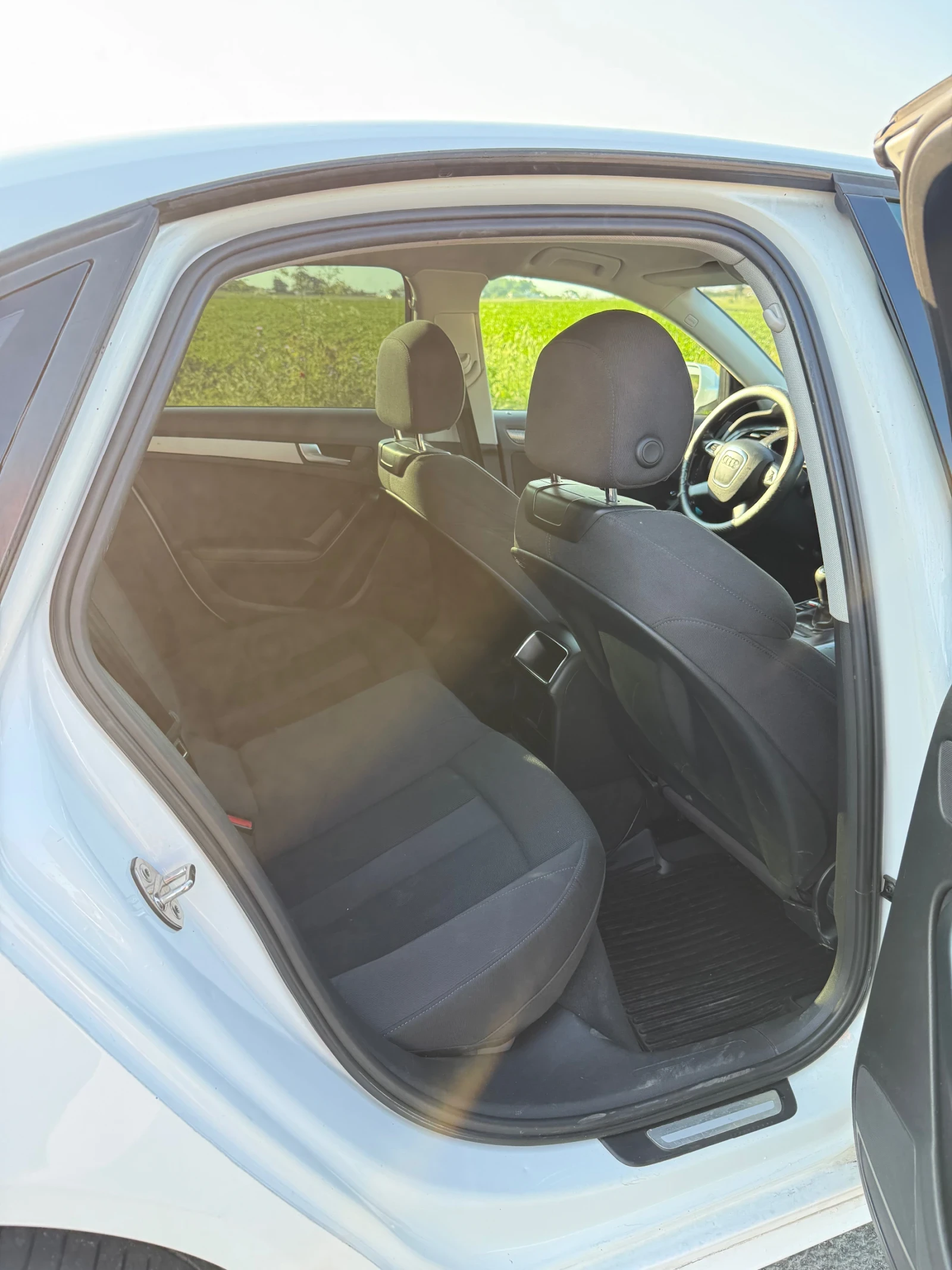 Audi A4, снимка 7 - Автомобили и джипове - 56040875