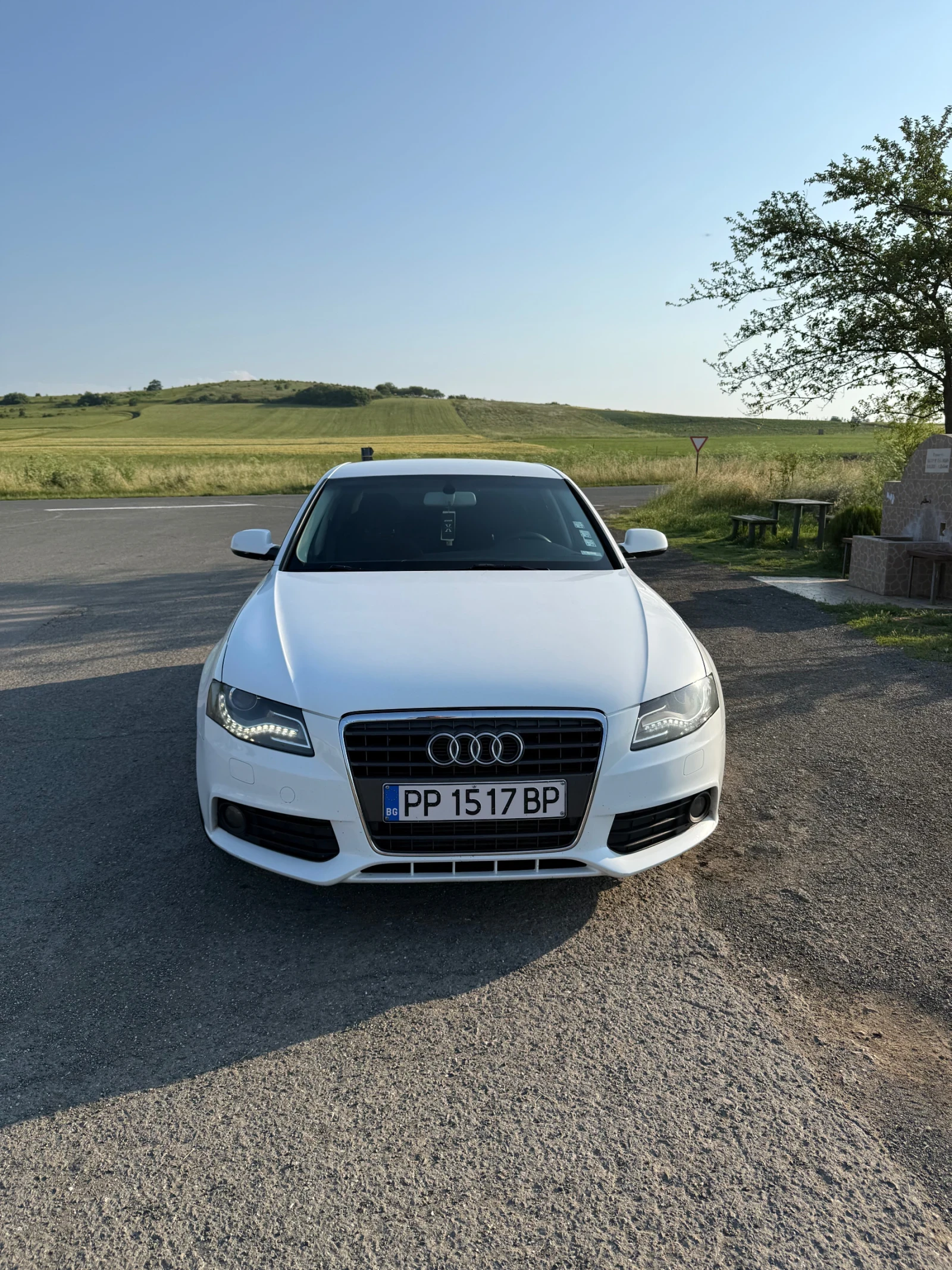 Audi A4, снимка 10 - Автомобили и джипове - 56040875