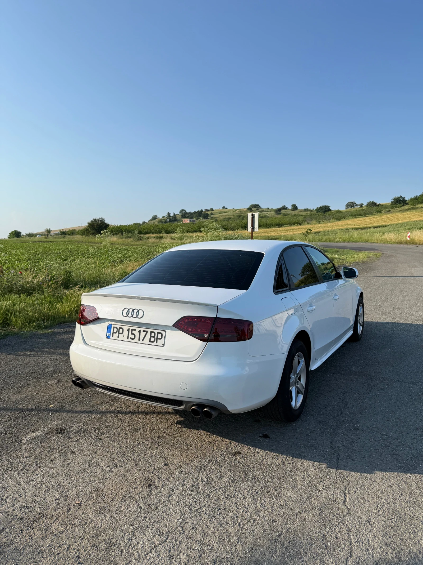 Audi A4, снимка 9 - Автомобили и джипове - 56040875