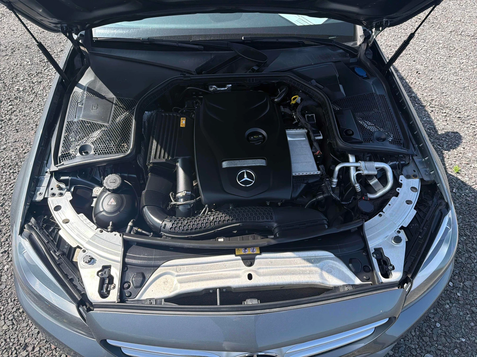 Mercedes-Benz C 300 * CARFAX * ЦЕНА ДО БГ, снимка 12 - Автомобили и джипове - 56061434