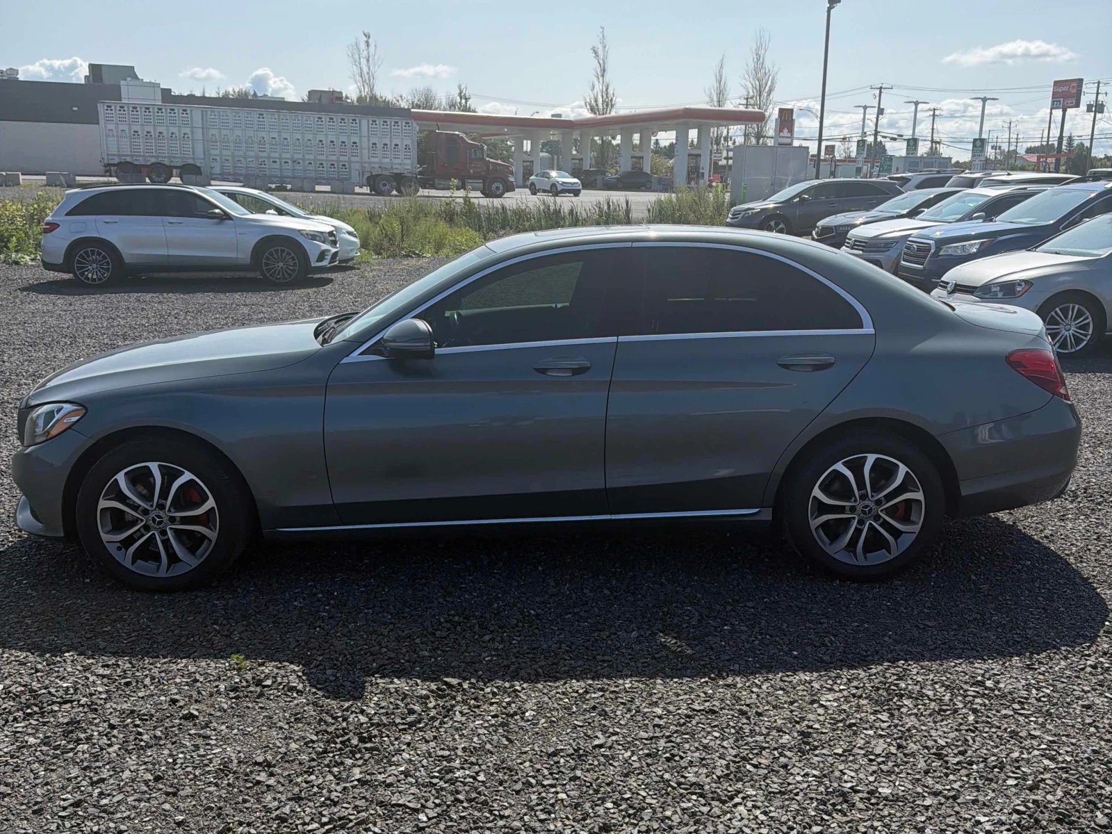 Mercedes-Benz C 300 * CARFAX * ЦЕНА ДО БГ, снимка 3 - Автомобили и джипове - 56061434