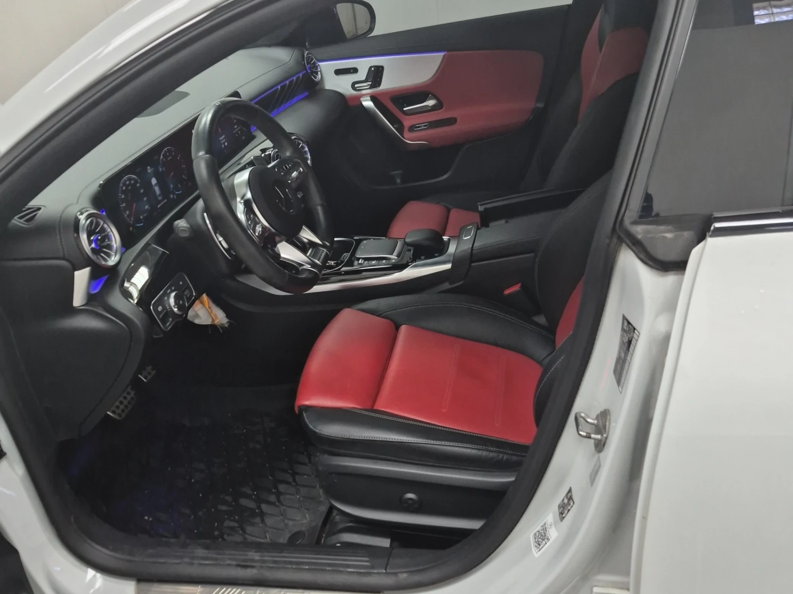 Mercedes-Benz CLA 4matic Coupe Amg Cla 35, снимка 3 - Автомобили и джипове - 56315901