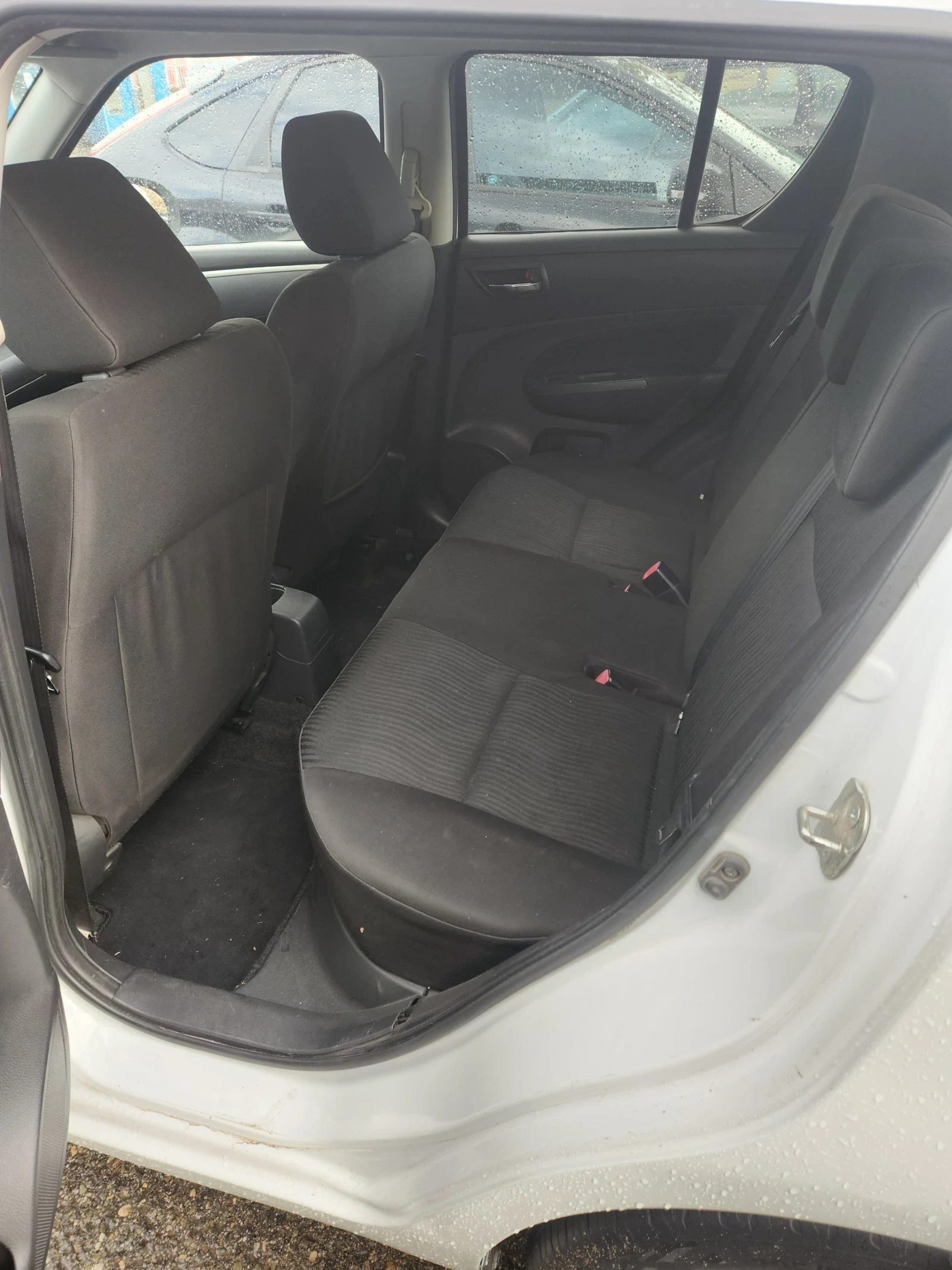 Suzuki Swift, снимка 9 - Автомобили и джипове - 56659682