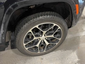 Jeep Grand cherokee Summit Reserve * 4xe * CARFAX * АВТО КРЕДИТ *  | Auto.bg — изображение 6