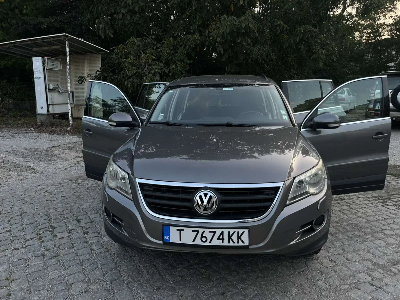 VW Tiguan 2.0TDI, снимка 1 - Автомобили и джипове - 47360123