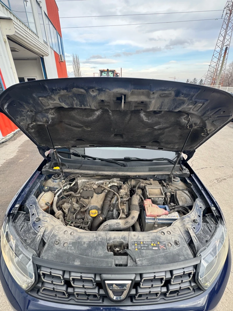 Dacia Duster 1.5 dci, снимка 14 - Автомобили и джипове - 53364308