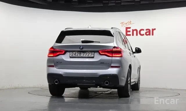 BMW X3 20D * M ПАКЕТ * HUD * ПАНО * ЩОРИ * 4 ПОДГРЕВА * , снимка 4 - Автомобили и джипове - 56127718